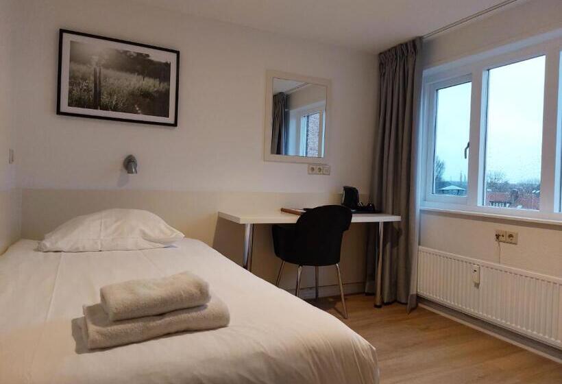 标准单人间, Marktzicht