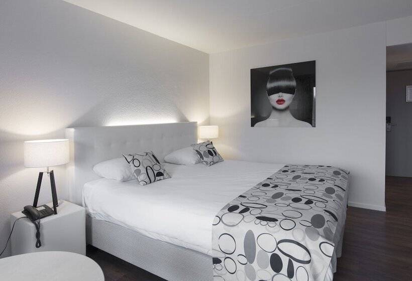 Номер Superior, Mitland