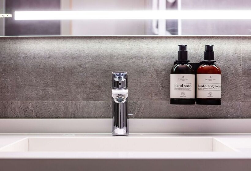 غرفة بريميوم مزودة بشُرفة, NH Collection Amsterdam Flower Market