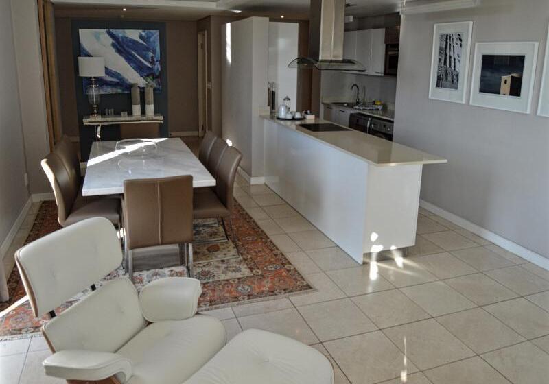 Standard Room, NH Zandvoort