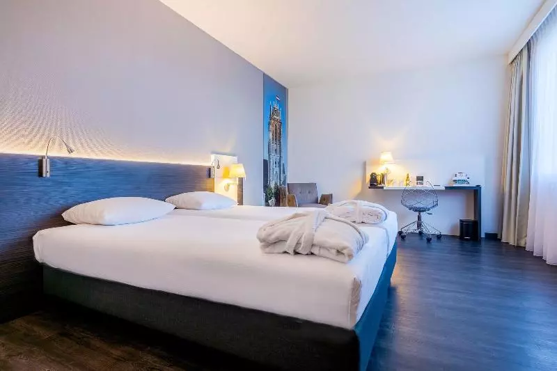 コンフォートルーム, Postillion Hotel Dordrecht