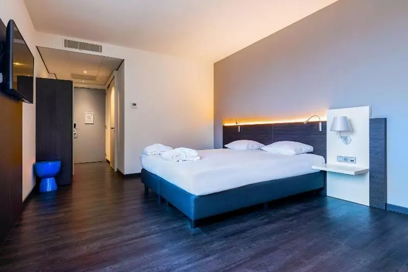 コンフォートルーム, Postillion Hotel Dordrecht