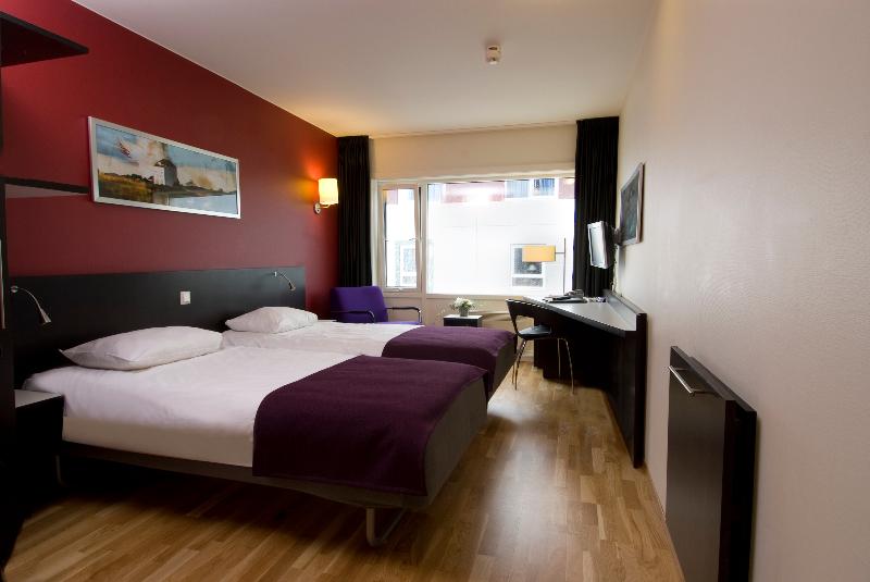 高级海景房, Scandic Hell