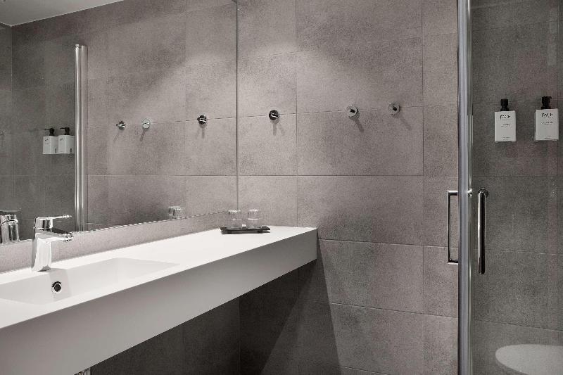 标准间, Scandic Hell