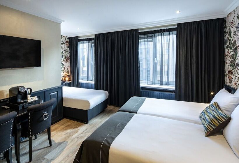 اتاق استاندارد سه نفره, Sint Nicolaas