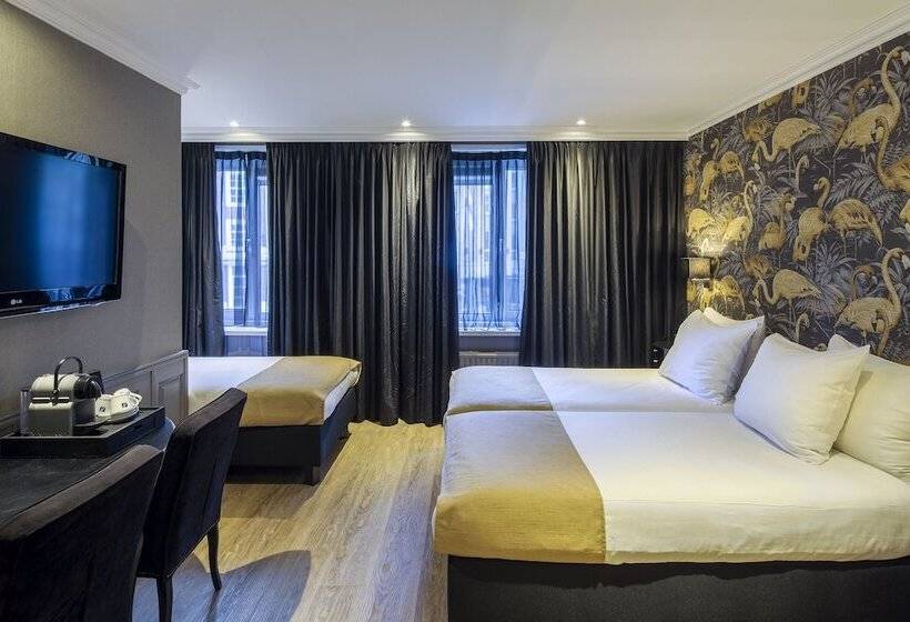 اتاق استاندارد سه نفره, Sint Nicolaas