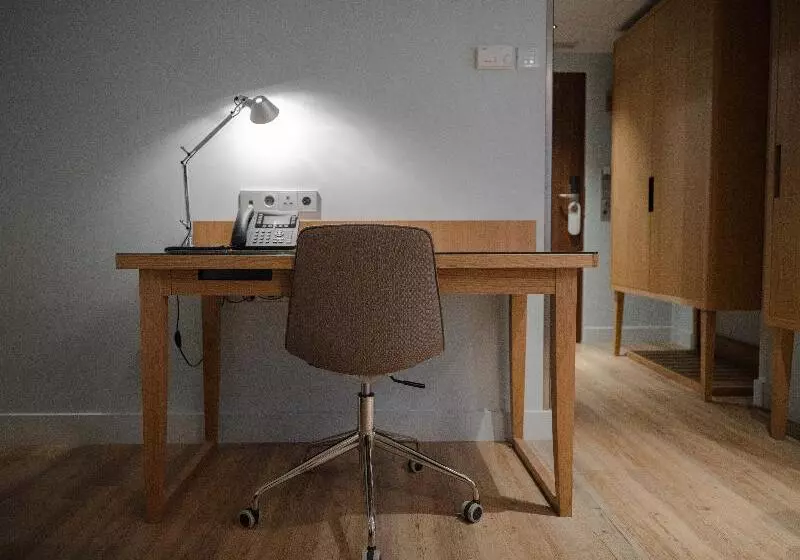 اتاق پرمیوم, Swissôtel Amsterdam