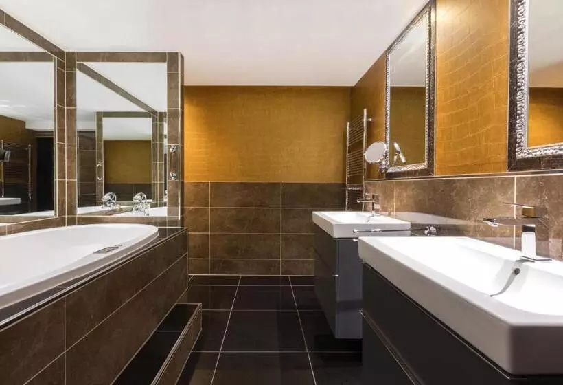 Royal Suite, The Pavilions Amsterdam, The Toren
