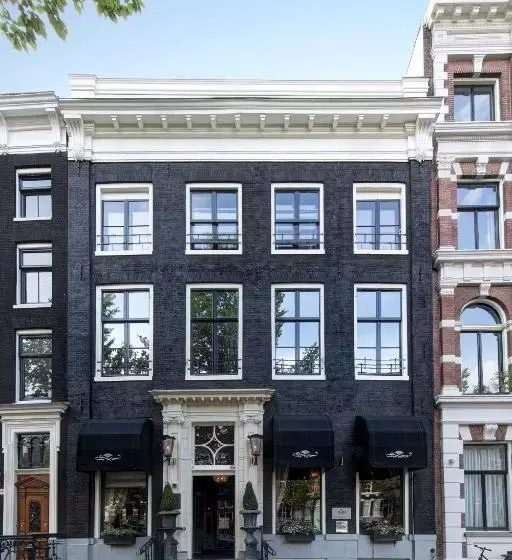 Standard Room with Views, The Pavilions Amsterdam, The Toren