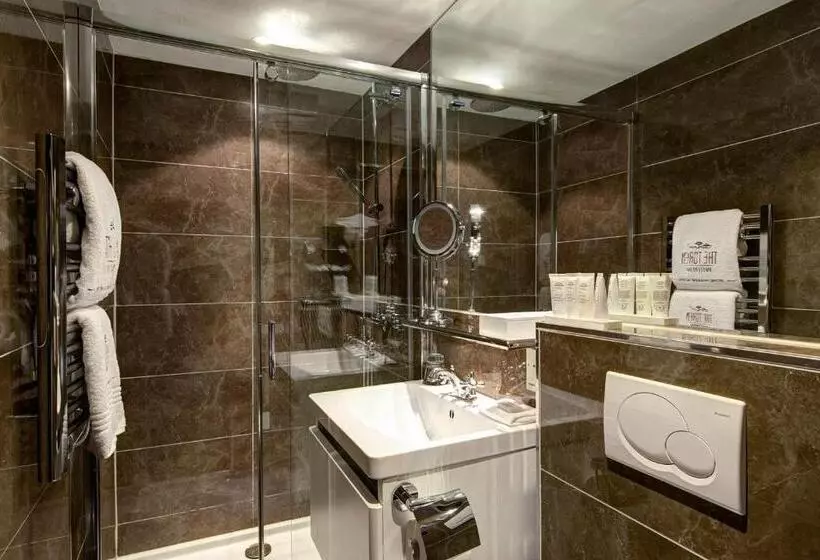 Standard Single Room, The Pavilions Amsterdam, The Toren