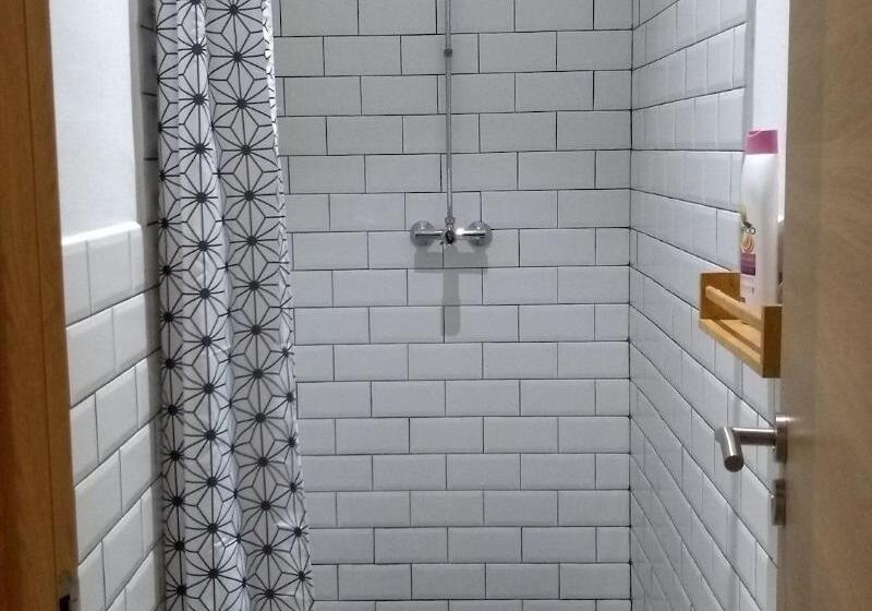 シングルデラックスルーム, The Pavilions Amsterdam, The Toren