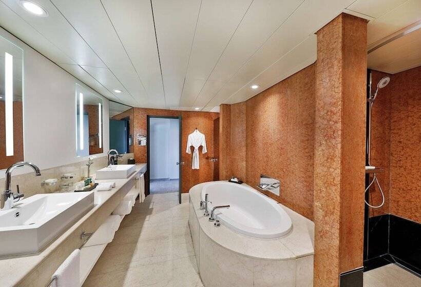 Королевский Номер, Transcorp Hilton Abuja