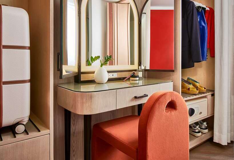 Королевский Люкс, Transcorp Hilton Abuja