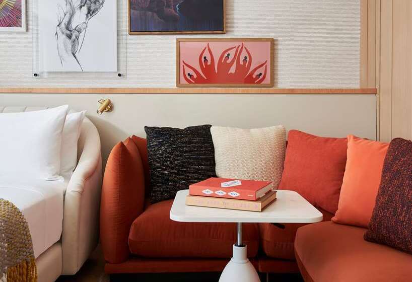 Королевский Люкс, Transcorp Hilton Abuja