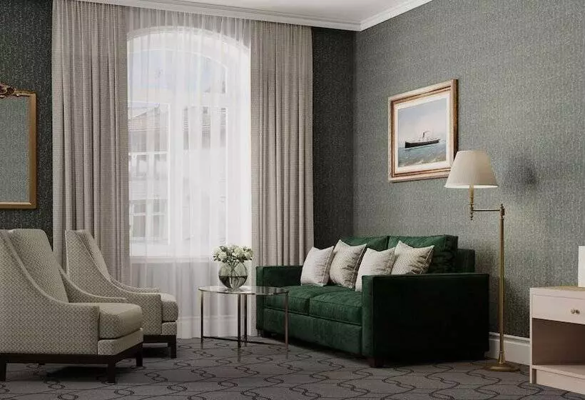 سوییت جونیور, Victoria
