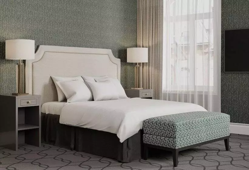 سوییت جونیور, Victoria