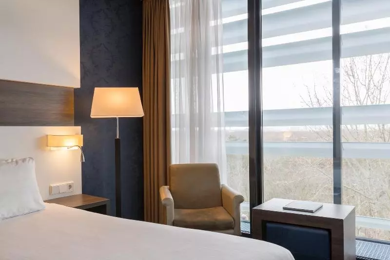 コンフォートルーム, Leonardo Royal Hotel Den Haag Promenade