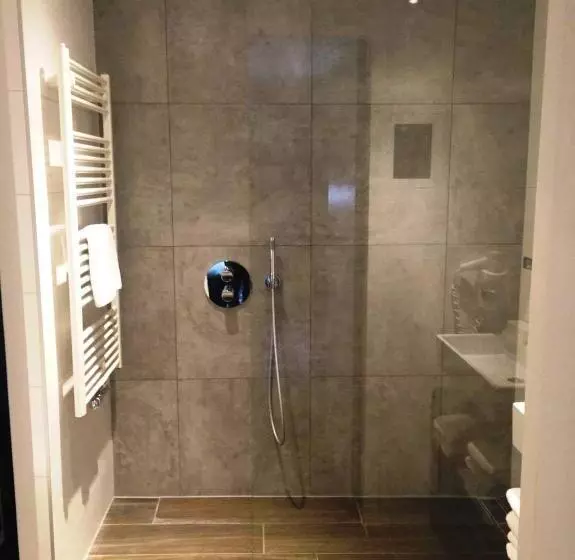 バルコニー付きスタンダードルーム, Van Der Valk Hotel Gilze Tilburg