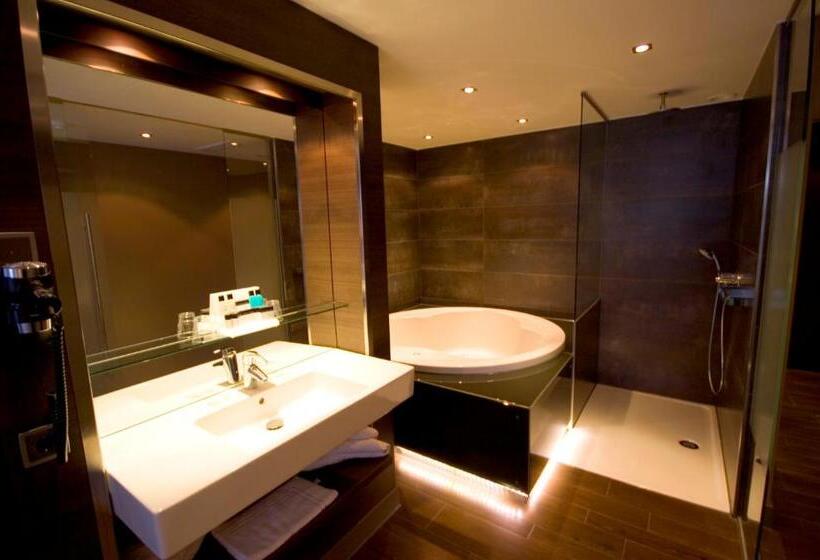 اتاق سوپریور با وان آب گرم, Van Der Valk Hotel Gilze Tilburg