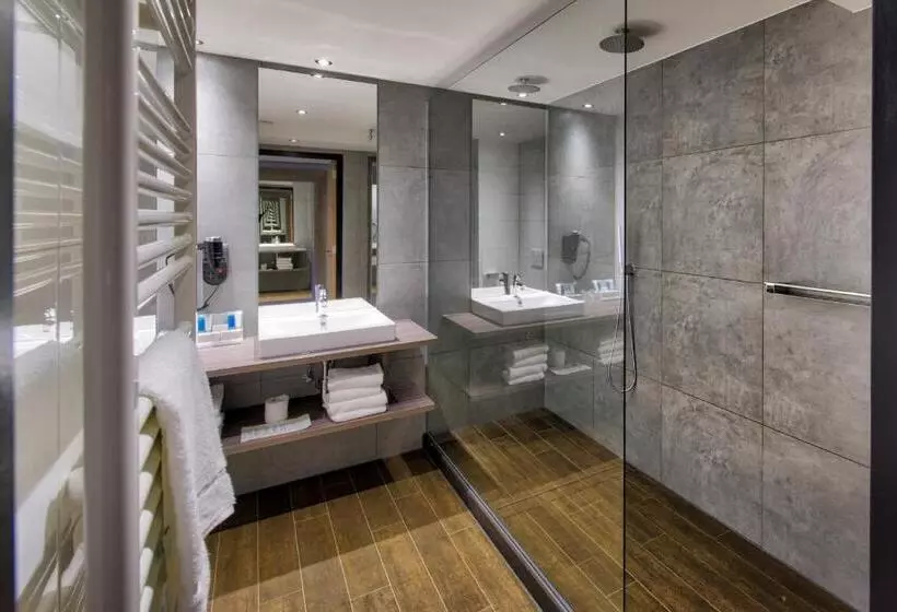 スタンダード４人部屋, Van Der Valk Hotel Gilze Tilburg