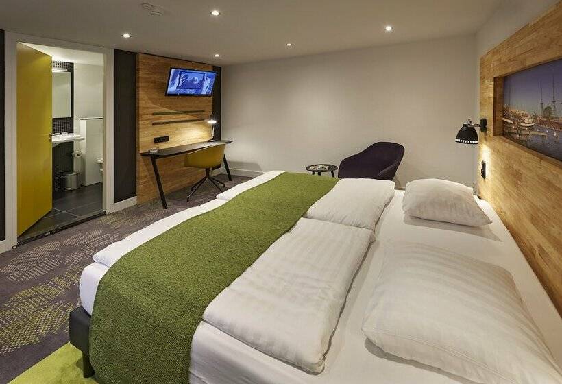 غرفة كومفورت, Nova