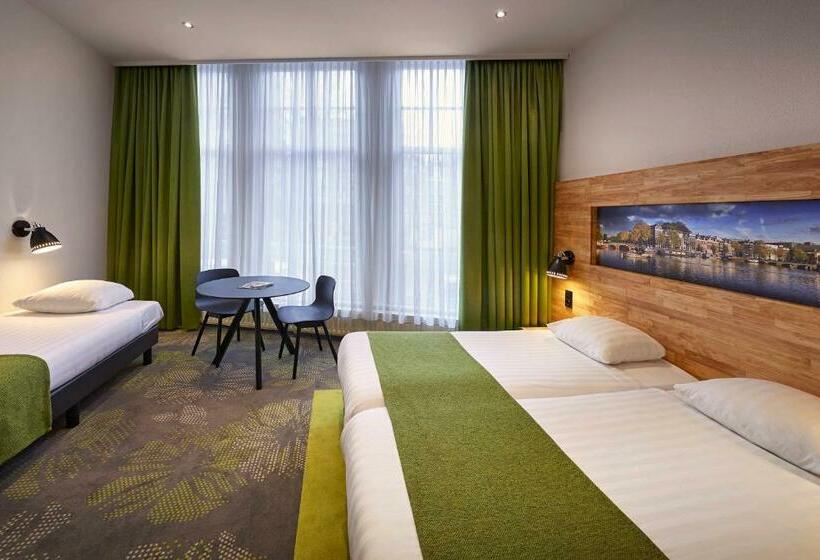 غرفة كومفورت ثلاثية, Nova