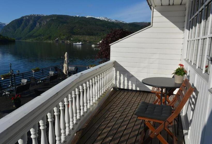 オーシャンビュージュニアスイート, Strand Fjordhotel