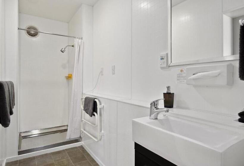 Студия Стандарт, Central Gateway Motel