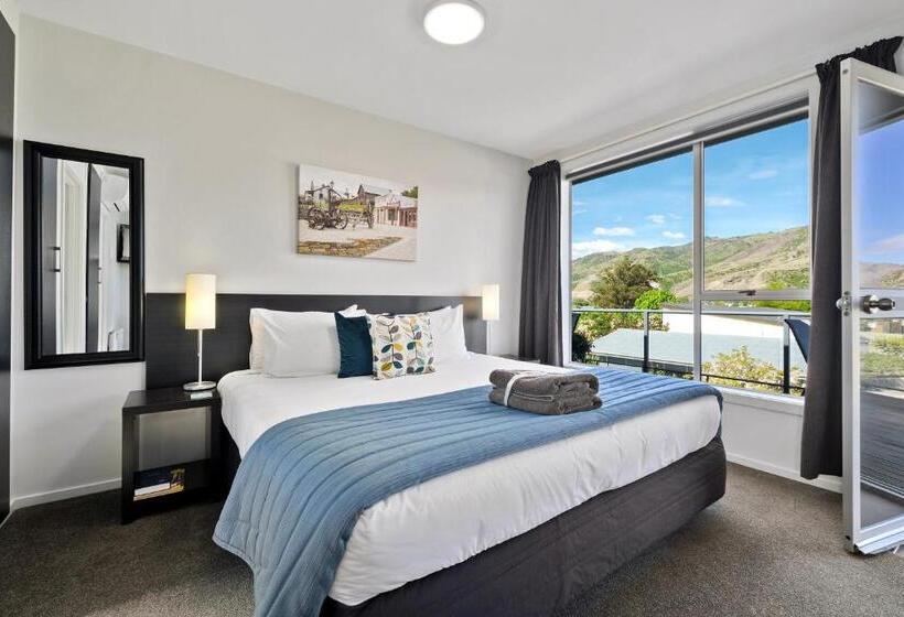 Студио Стандарт с Балконом, Central Gateway Motel