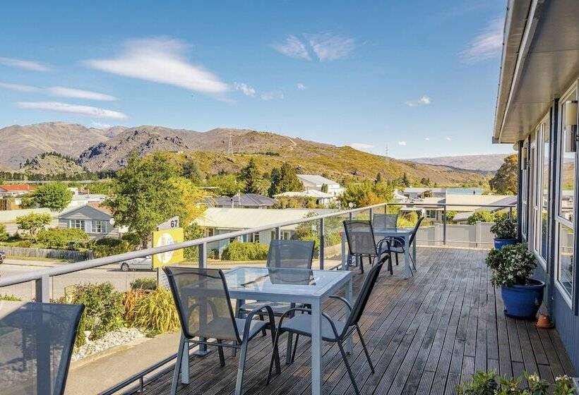 Студио Стандарт с Балконом, Central Gateway Motel