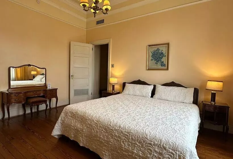 سوییت جونیور, Gran Hotel Bolivar