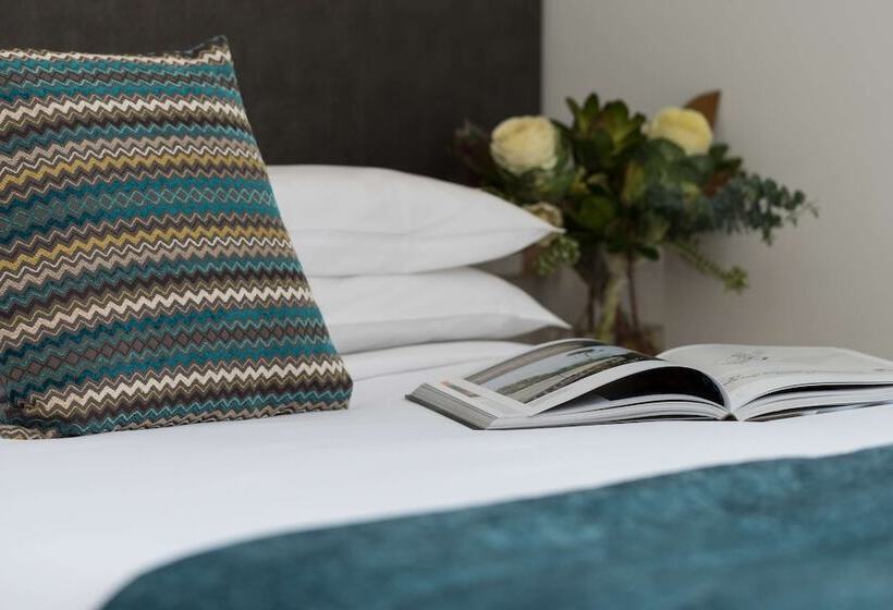 חדר סופריור, Atura Wellington