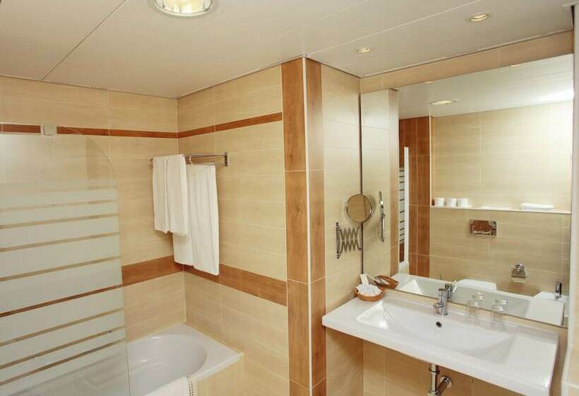 Люкс Боковой Вид на Море, Baia Cristal Beach & Spa Resort