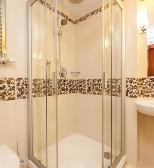 高级大房间, Beskid