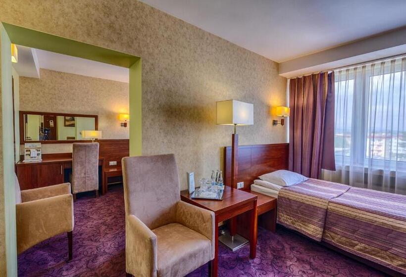 高级家庭房间, Beskid