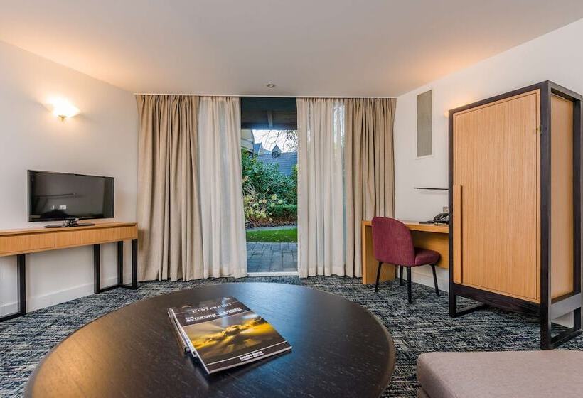 스위트, Chateau On The Park Christchurch, A Doubletree By Hilton