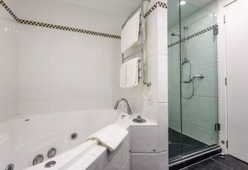 سوییت, Chateau On The Park  Christchurch, A Doubletree By Hilton