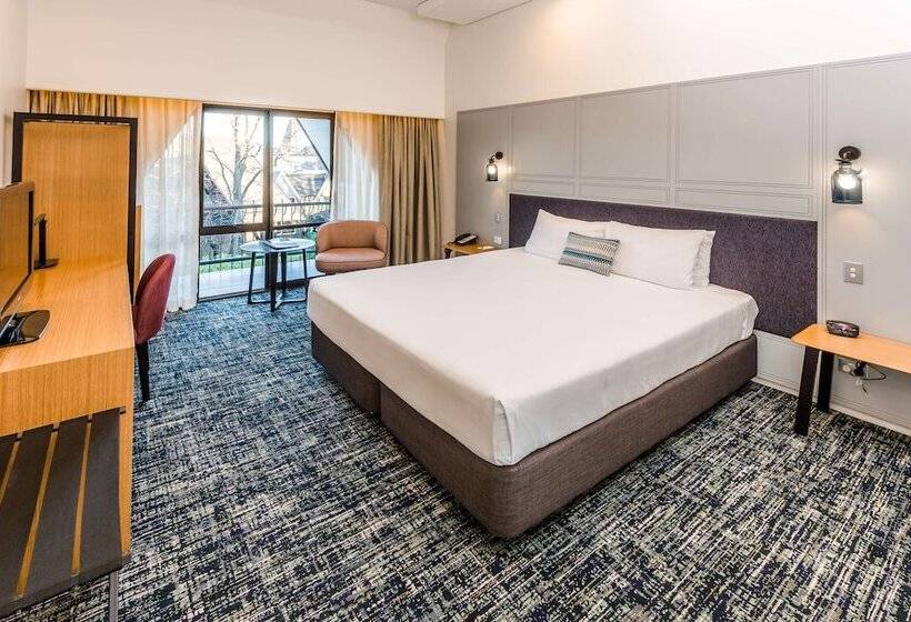 발코니 디럭스 룸, Chateau On The Park Christchurch, A Doubletree By Hilton