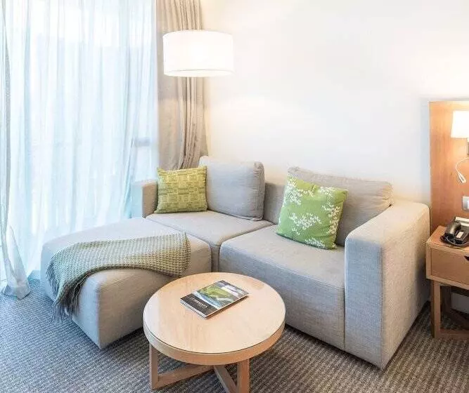 اتاق کلاس بیزنس, Commodore Airport Hotel Christchurch