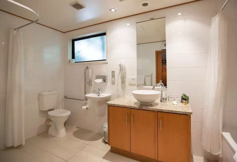 اتاق خانوادگی, Commodore Airport Hotel Christchurch