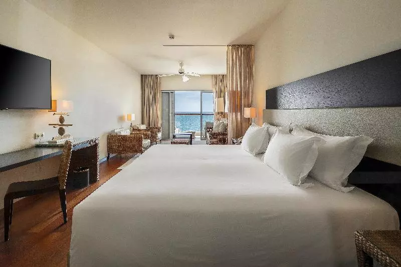 オーシャンビュージュニアスイート, Crowne Plaza Vilamoura   Algarve, An Ihg
