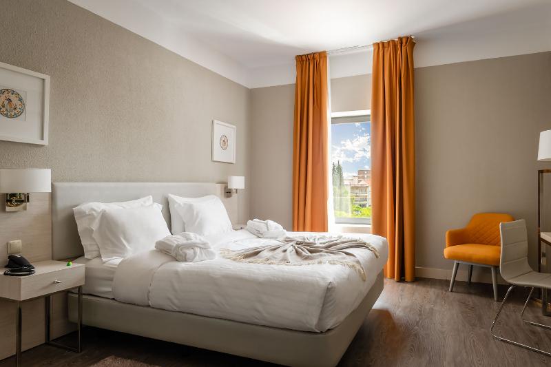 스위트, D. Luis  Elvas