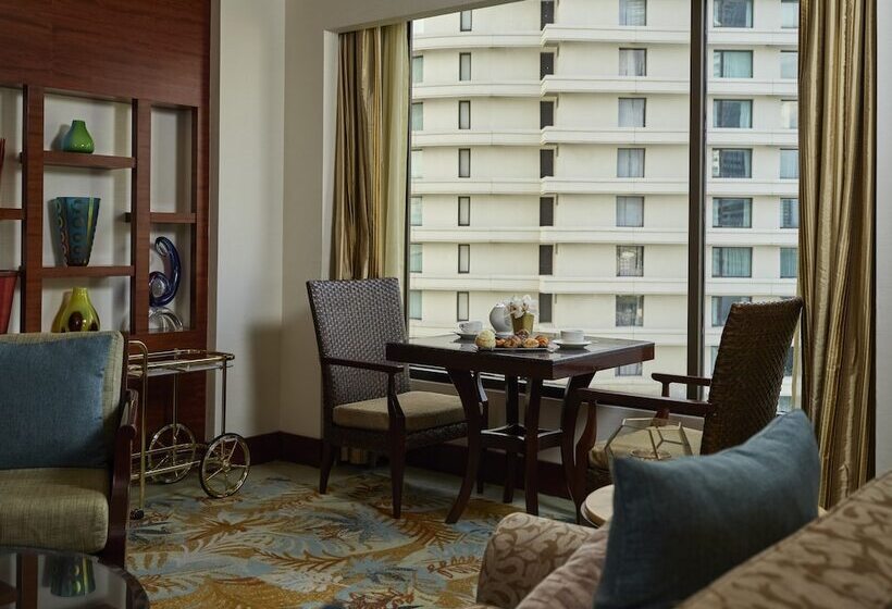 سوئیت پریمیوم, Edsa Shangrila, Manila