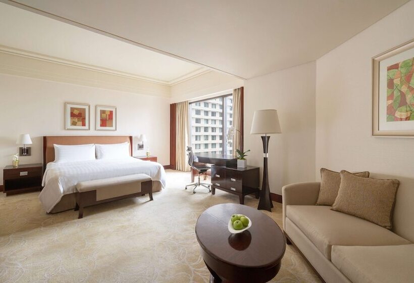 سوئیت پریمیوم, Edsa Shangrila, Manila