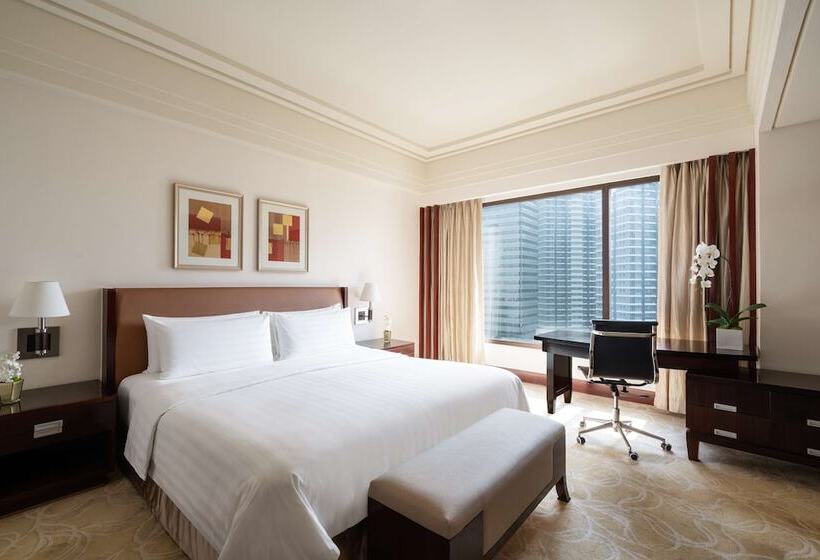 سوئیت پریمیوم, Edsa Shangrila, Manila