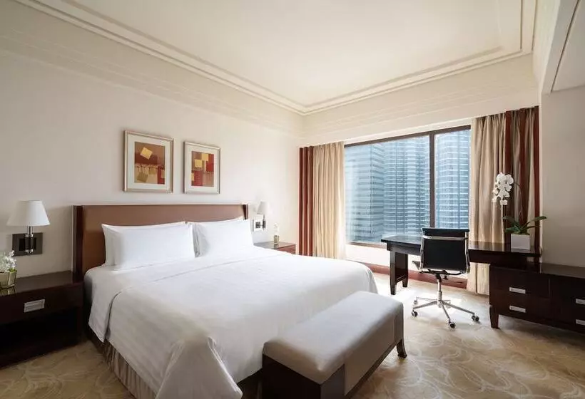 سوئیت پریمیوم, Edsa Shangrila, Manila