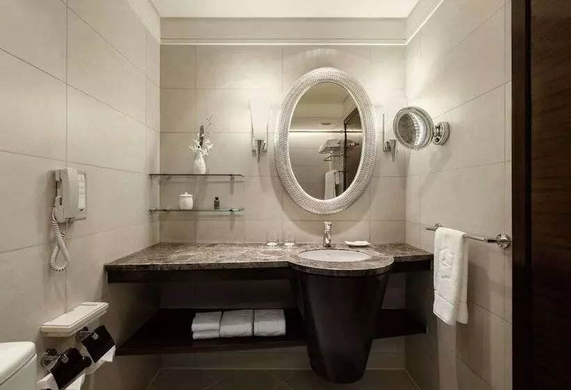 اتاق کلاب, Edsa Shangrila, Manila