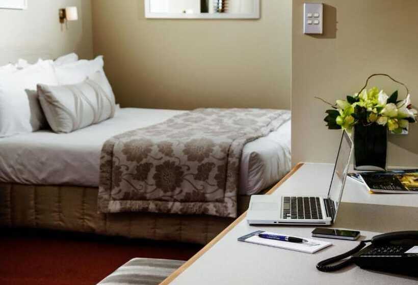 Студия Премиум, Fairley Motor Lodge