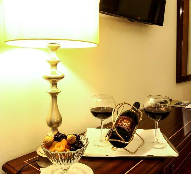 سوییت جونیور, Grao Vasco