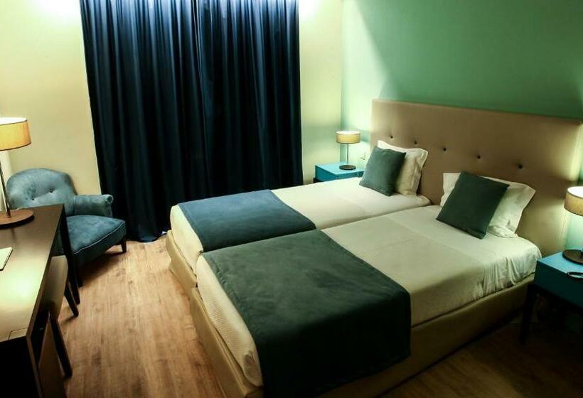 اتاق خانوادگی, Grao Vasco